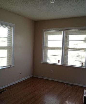 2nd image of 3417 Norton Ave