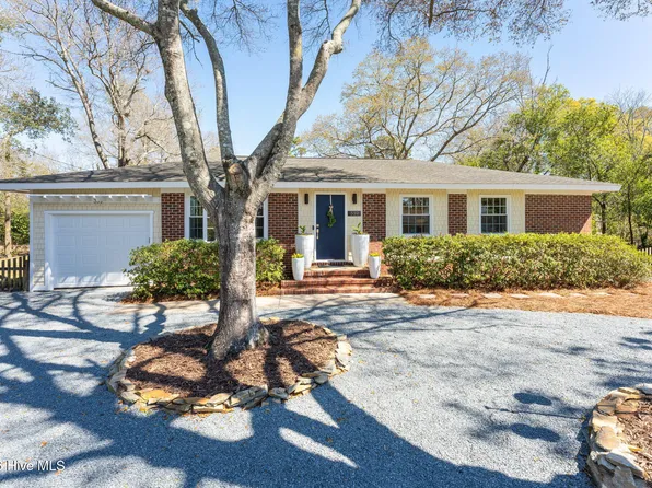 339 Green Meadows Drive, Wilmington, NC 28405