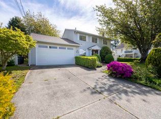 1032 164th St, Surrey, BC V4A 8R2