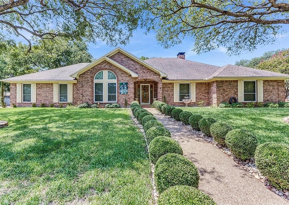 1st image of 9403 Mesa Verde Cir