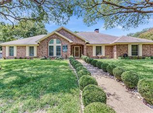 9403 Mesa Verde Cir, Woodway, TX 76712