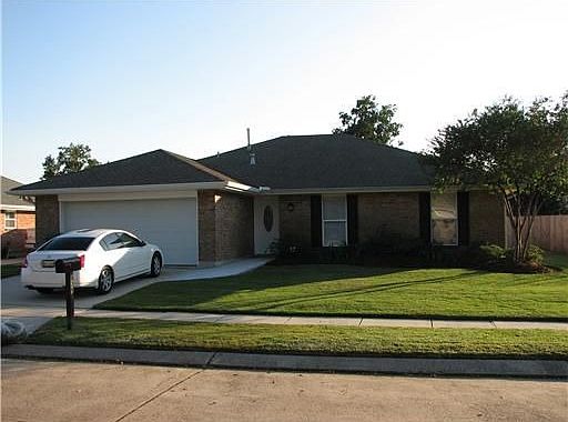 1st image of 929 Tavel Dr