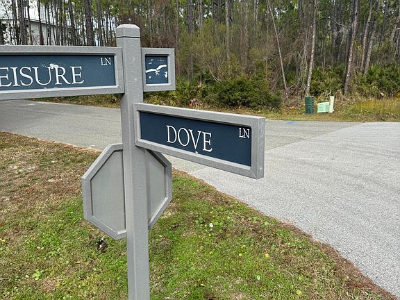 5th image of 1443 Dove Ln