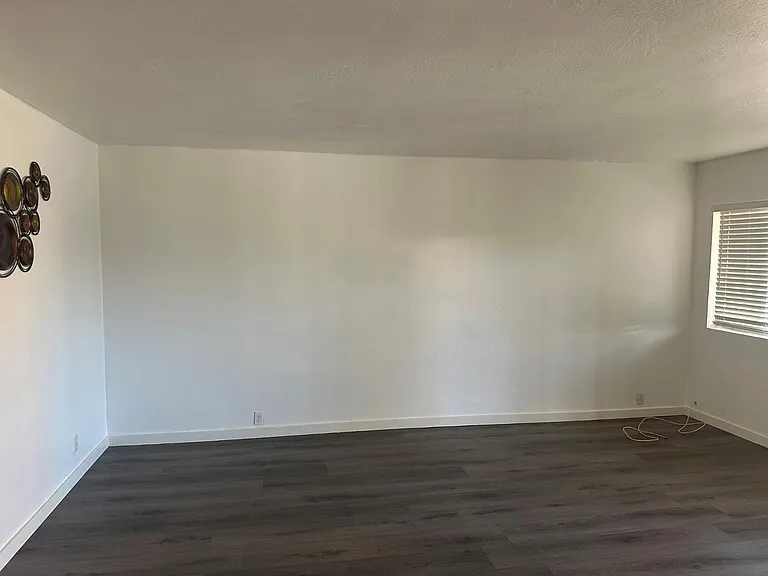 1111 E Turney Ave #18 — Photo 6