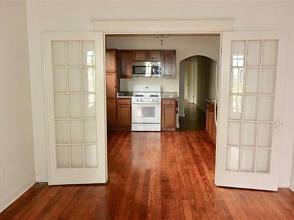2nd image of 2800-02 Gentilly Blvd