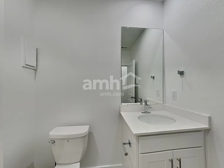 26153 E Calhoun Cir — Photo 16