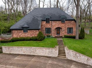 755 Woodbourne Trl, Dayton, OH 45459