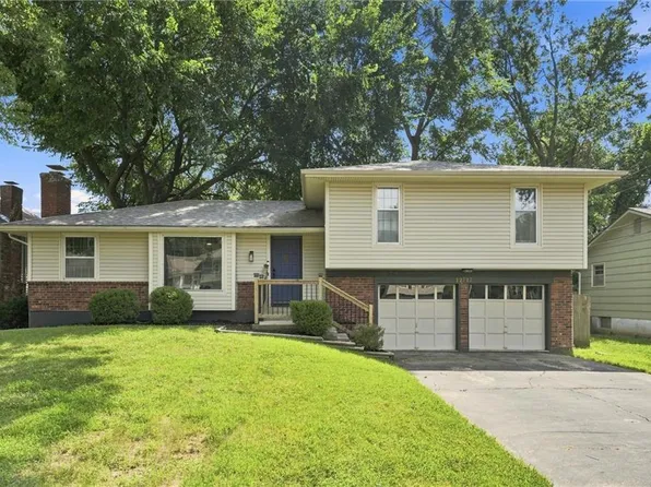 12727 W 100th St, Lenexa, KS 66215