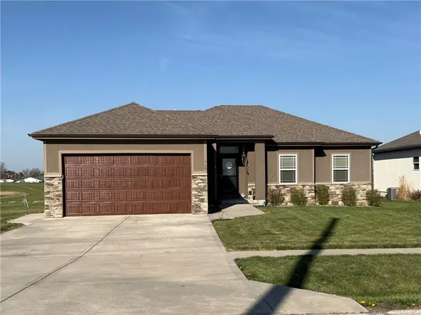 716 Salem Rd, Lawson, MO 64062