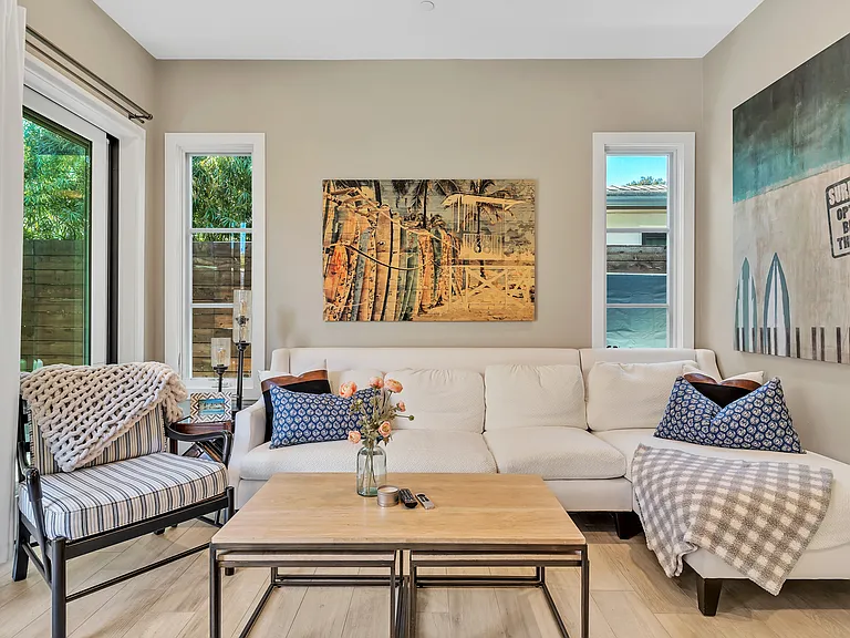 1127 Alameda Blvd — Photo 21