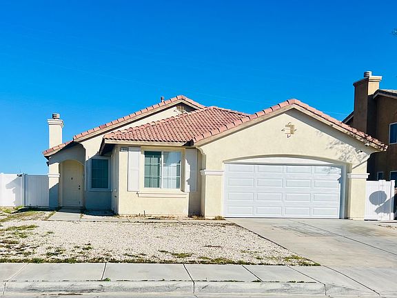 2nd image of 11860 Cliffrose Ct