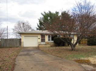 1906 S Lancaster Ave, Springfield, MO 65807