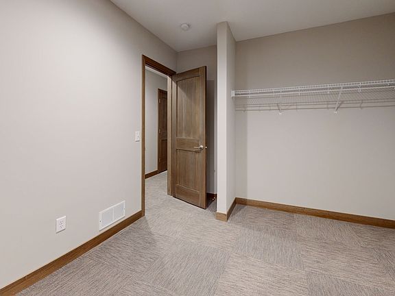 5th image of 1328-1330 8th St SE #Faaadbcc6