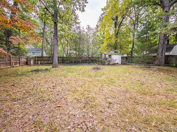 4th image of 2125 Greenfield Dr