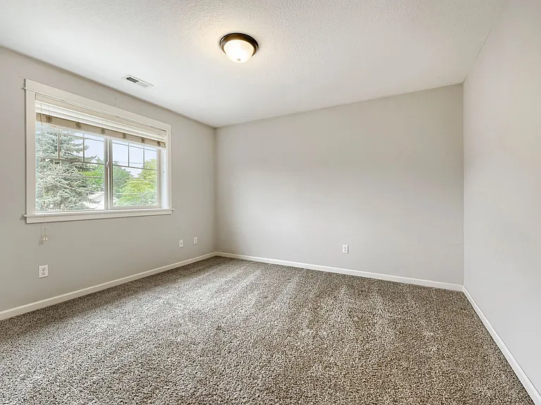 6020 SE Raymond St — Photo 20