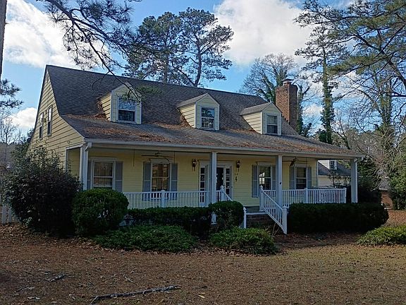 3rd image of 118 Steeplechase Rd S