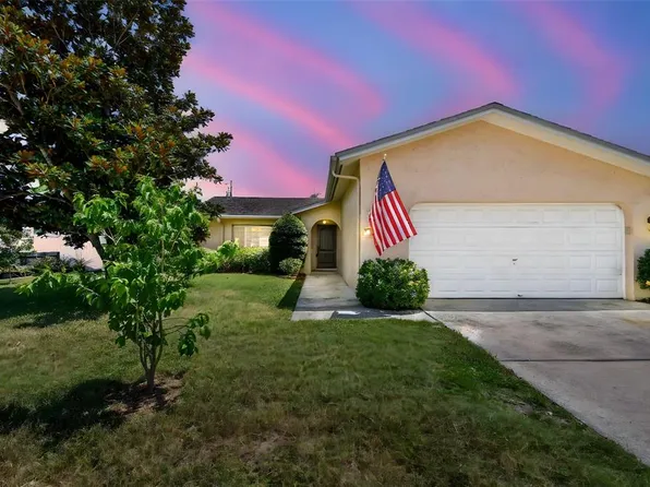 11746 93rd Ave, Seminole, FL 33772