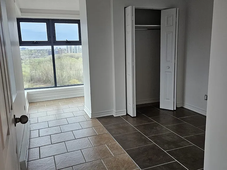 170 Lees Ave — Photo 14