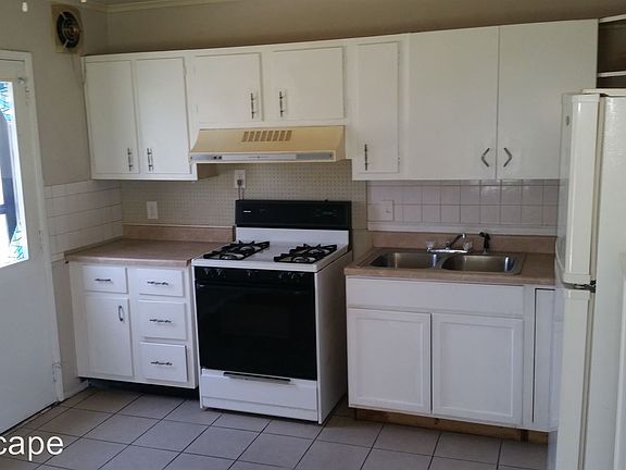 4th image of 5126 W 32nd St