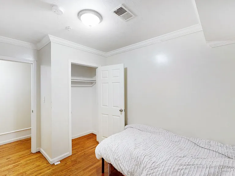 714 Shawmut Ave #2 — Photo 8