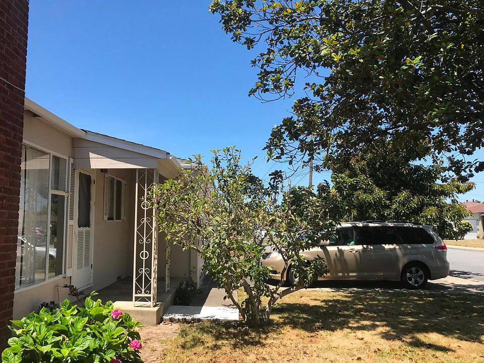 2nd image of 37473 Briarwood Dr