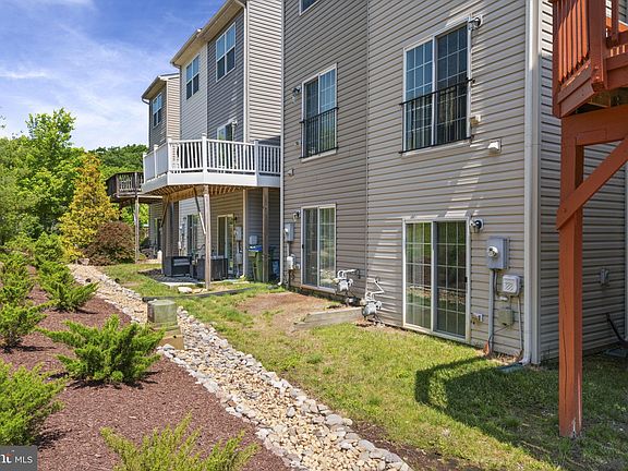 4th image of 508 Woodstream Cir #15142