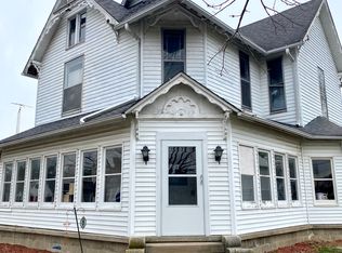 125 N Washington St, Ladoga, IN 47954