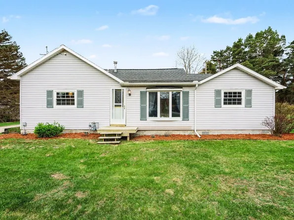 1600 E Dayton Rd, Caro, MI 48723