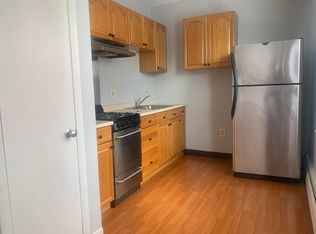 27 Congress St APT 203, Hartford, CT 06114