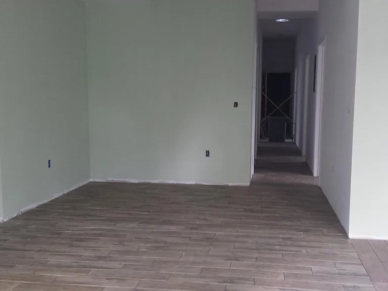 240 Jackson Ave #B — Photo 8