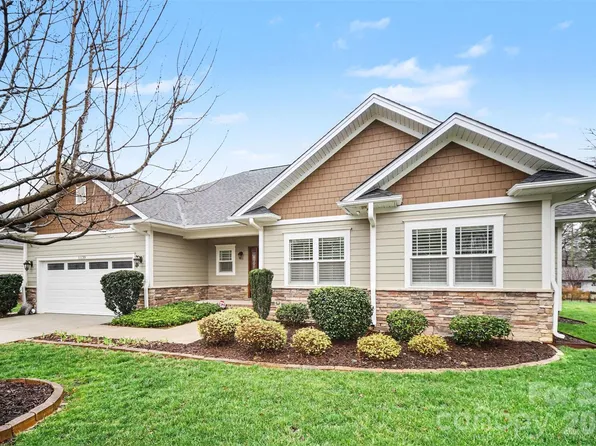 1139 Moray Ct, Charlotte, NC 28211