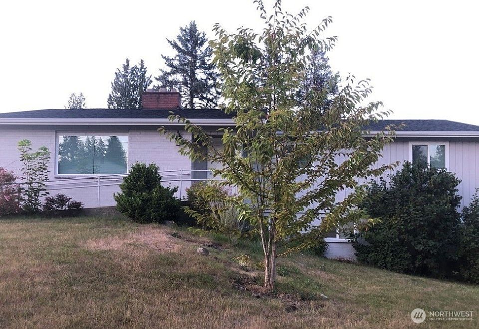 1st image of 607 Jones Drive