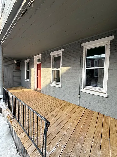 1023 Greenwich St Photo 1