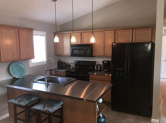 5th image of 126 Mountain Creek Ct