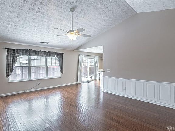 3rd image of 2345 Villagewood Ct