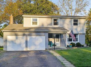 8818 Greenburg Dr, Powell, OH 43065
