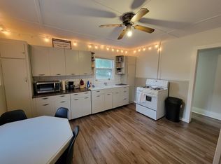 1201 W 19th St, Cedar Falls, IA 50613