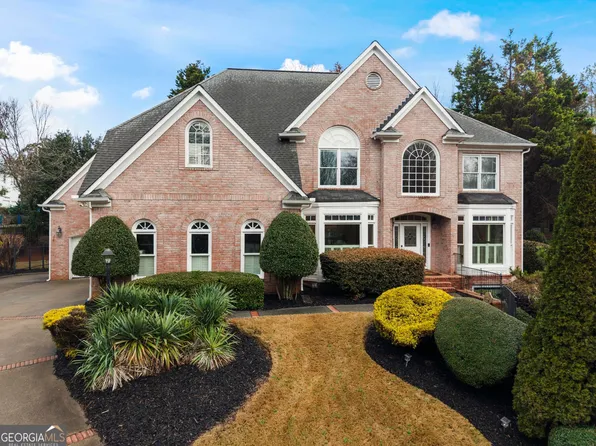 320 Commons Gate Ct, Roswell, GA 30075