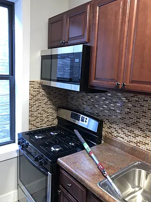 Rented by Abba Realty Associates INC | media 8