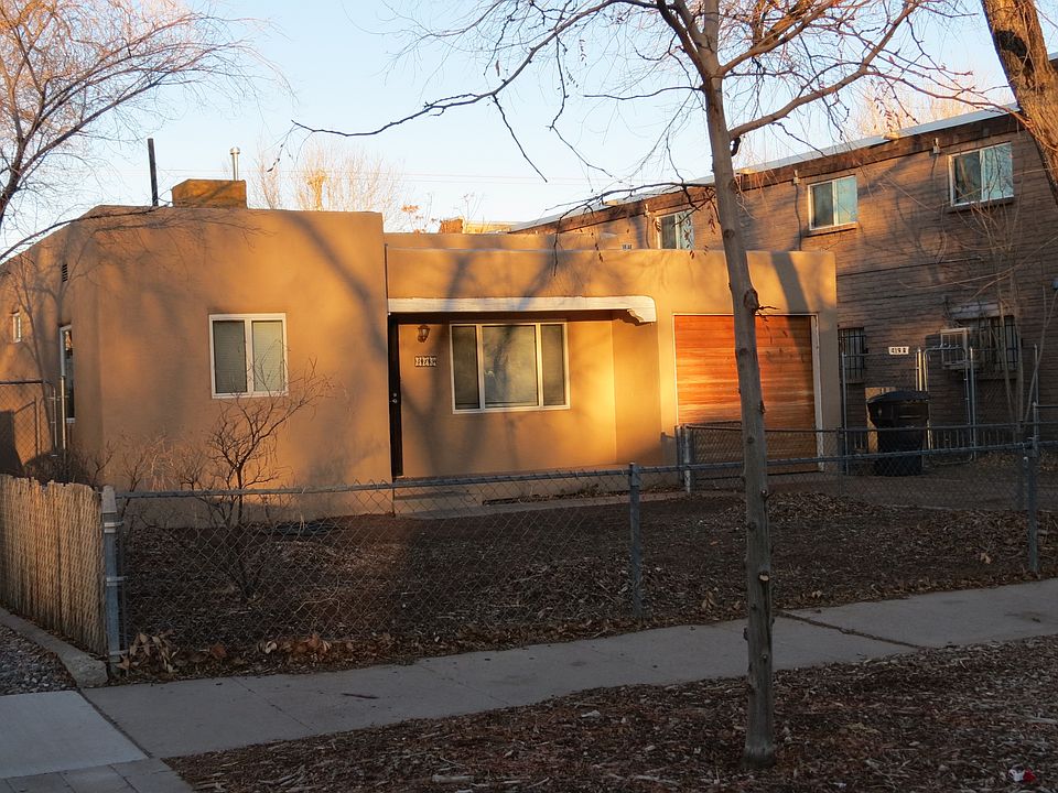 1st image of 419 Harvard Dr SE