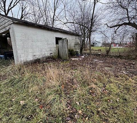 5th image of 3371 2nd Ave