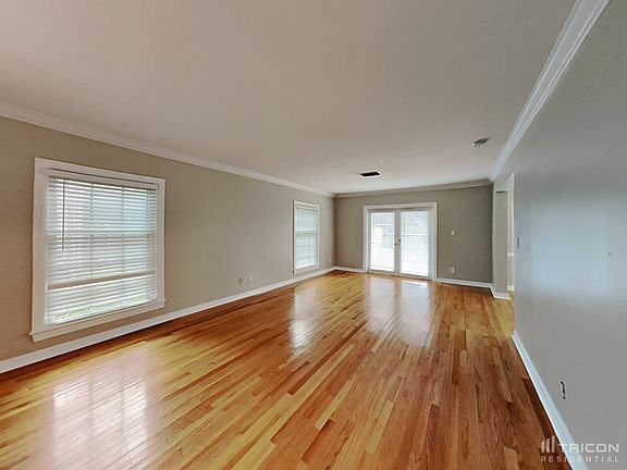 2nd image of 2810 Linthicum Pl