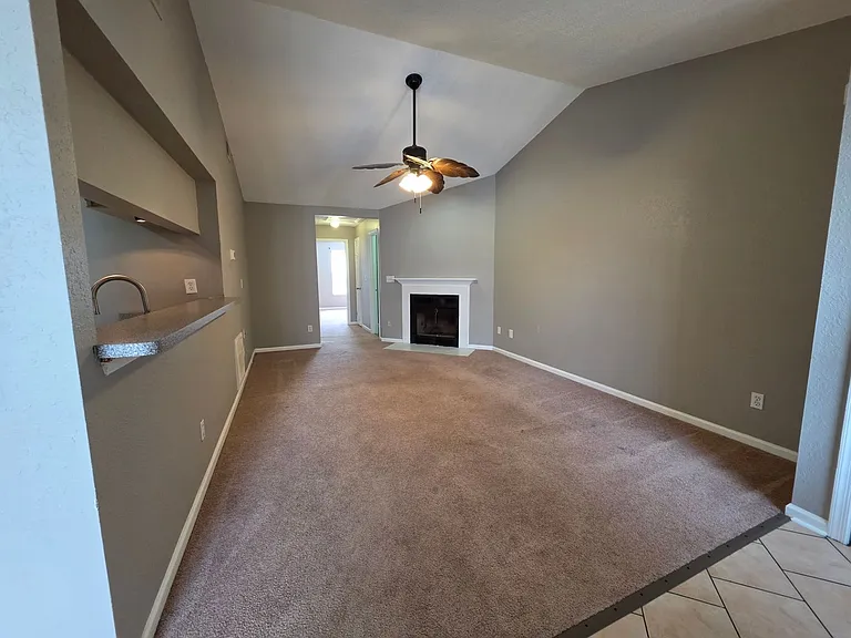 4226 Beasley Ct — Photo 4