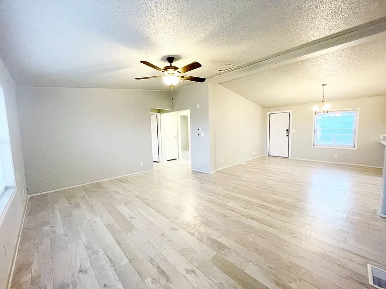 3514 Welchester Dr — Photo 12