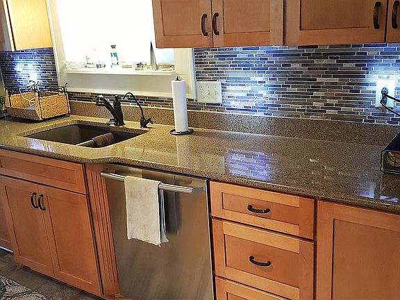 Sink Counter & Back Splash