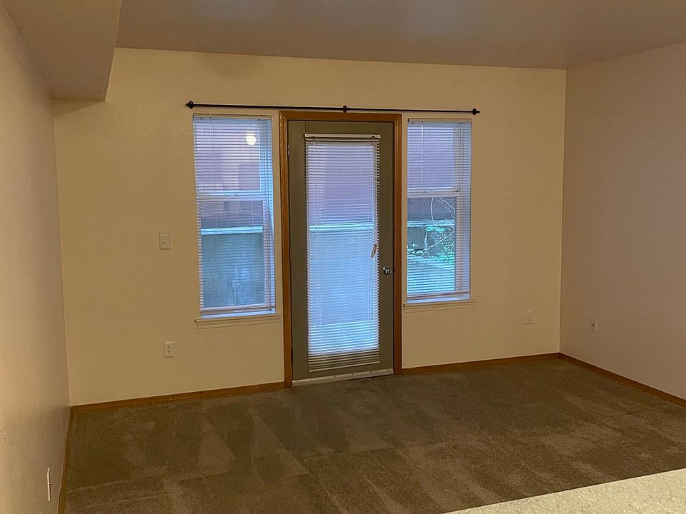 2nd image of 308 22nd Ave S APT 507