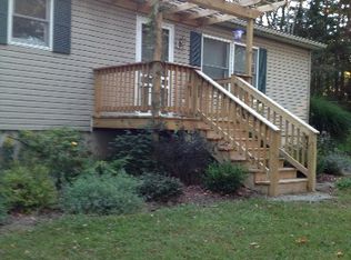 2074 Hickory Ridge Rd, Factoryville, PA 18419