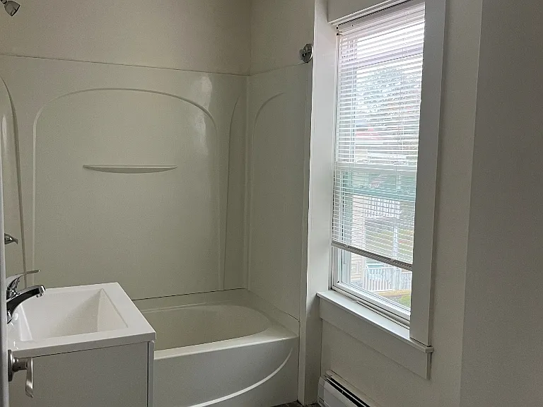 9 Pearl St #2 — Photo 10