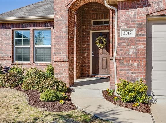 2nd image of 3012 Trellis Way
