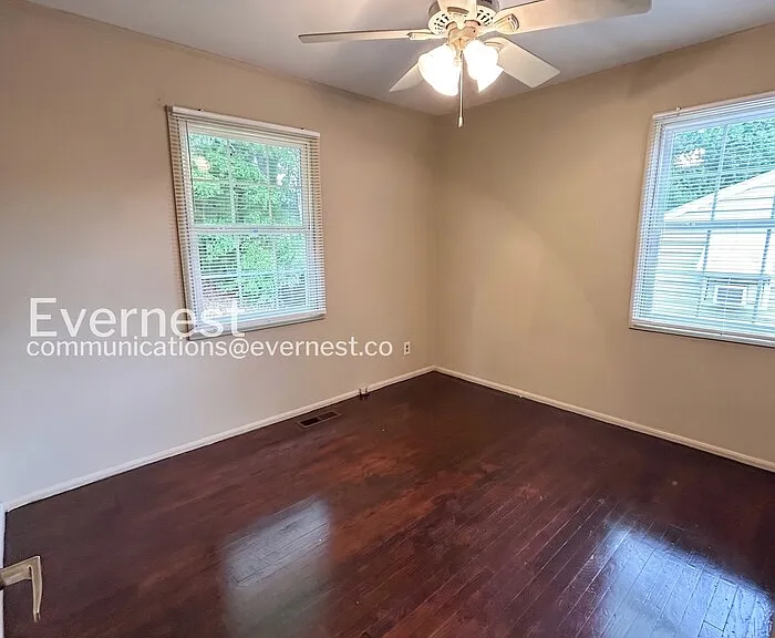1242 Addison Ave — Photo 10